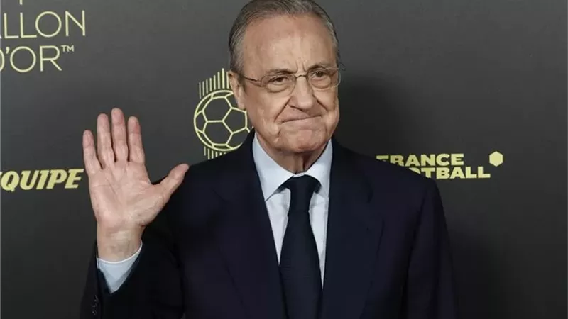 رئيس ريال مدريد الإسبانى يتنحى عن منصبه