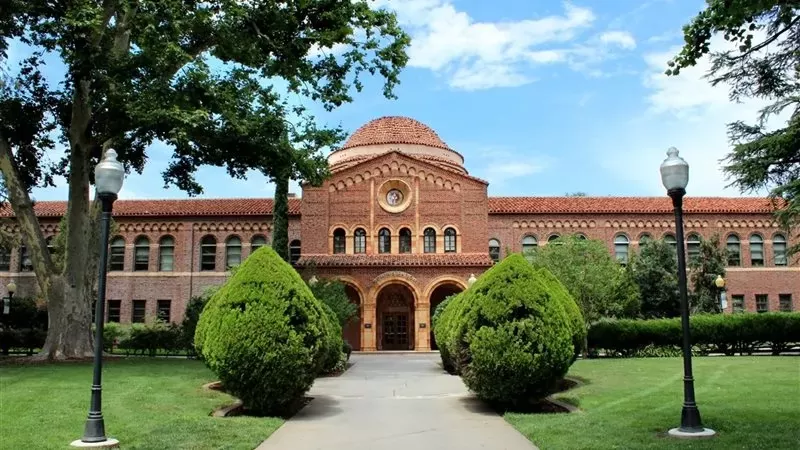 قاضية تمنع ترامب من قطع التمويل عن جامعة كاليفورنيا