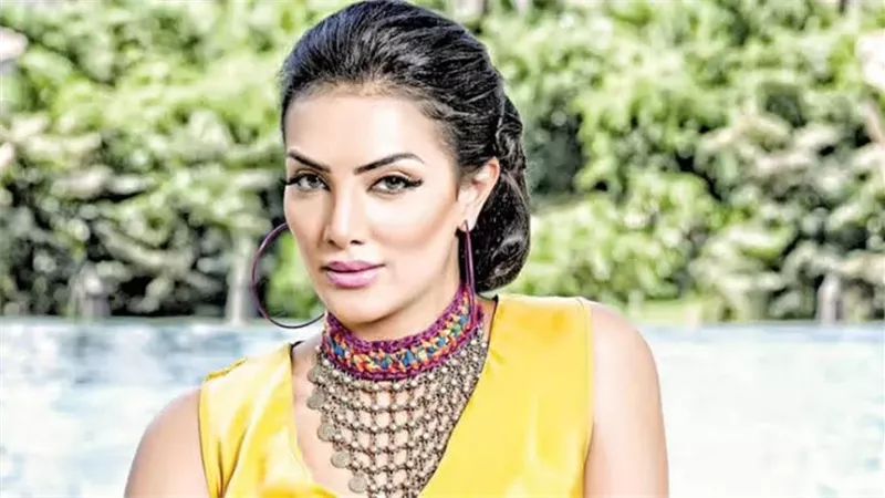 بين 