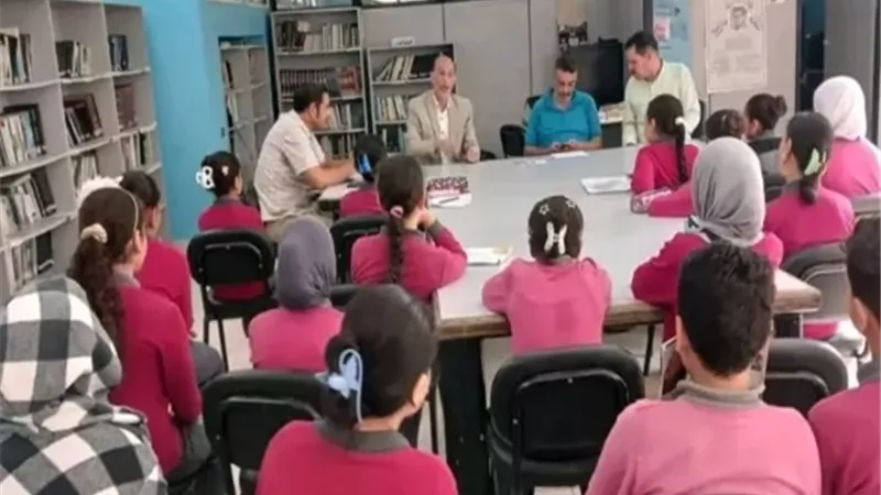 أنشطة ثقافية وفنية لتعزيز وعي الطلاب بالإسماعيلية