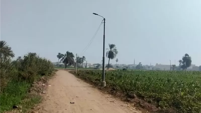 كدواني يقرر تمهيد الطرق بقري صفانية وعزبة شلبي والعزب المجاوره