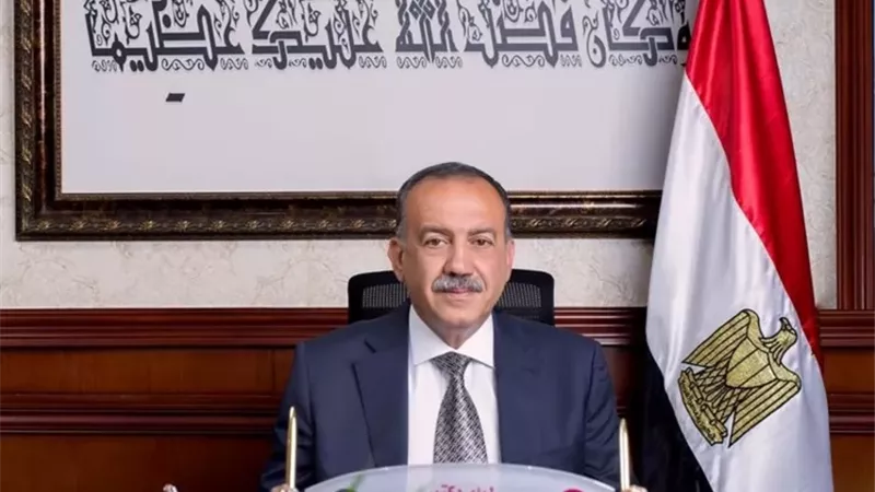محافظ أسيوط: ضبط محطة وقود بالمطيعة لتلاعبها في 418 طن سولار مدعم