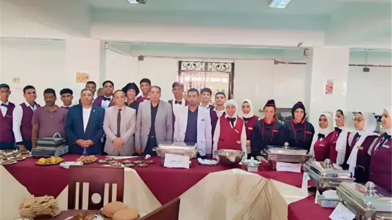 مدير تعليم جنوب سيناء يتفقد المدرسة الفندقية العسكرية