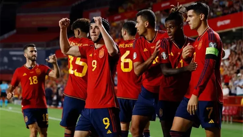 موعد مباراة إسبانيا وتركيا اليوم في تصفيات كأس العالم 2026