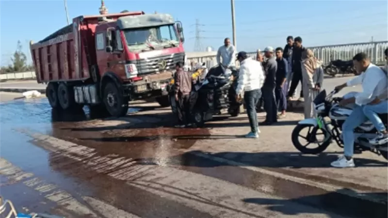 سيارة نقل تدهس 3 مدرسين فى كفر الشيخ