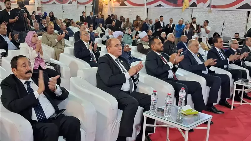 مؤتمر جماهيري حاشد بالسويس لدعم مرشح الجبهة الوطنية