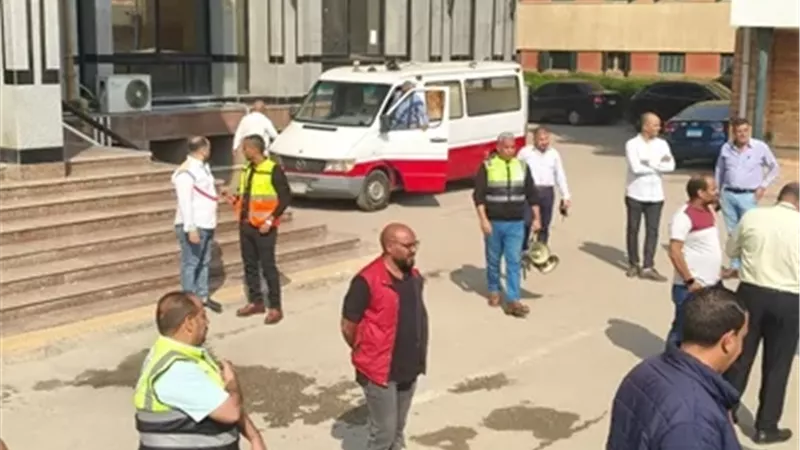 جامعة عين شمس تنفّذ تجربة إخلاء ناجحة لمبنى الجمهورية