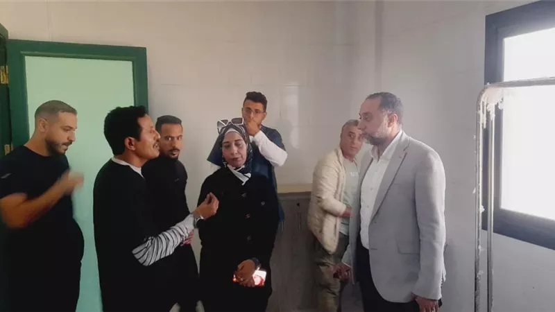 وكيل وزارة الصحة بشمال سيناء يتفقد وحدة السكاسكة استعدادً اللاعتماد