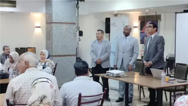 نائب محافظ الأقصر يشارك ببرنامج تدريب العاملين على قانون الخدمة