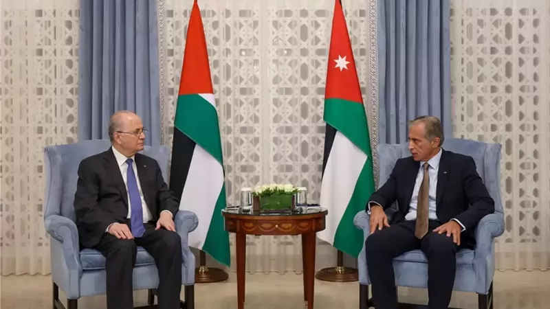رئيس الوزراء الأردني يؤكد دعم الأردن للأشقاء الفلسطينيين
