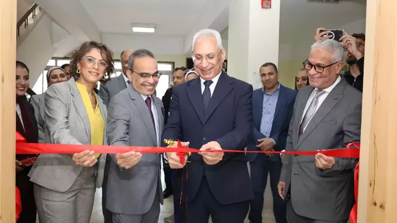 رئيس جامعة المنيا يفتتح 16 قاعة دراسية
