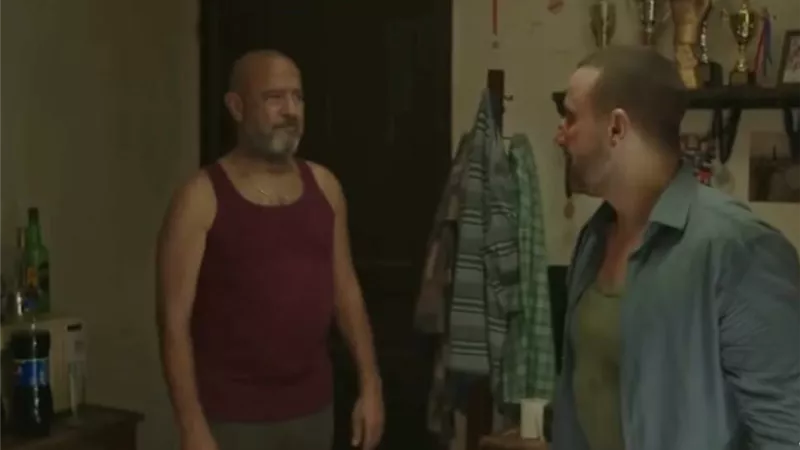 أشرف عبدالباقى يشارك متابعيه أول ظهور مع السقا فى 