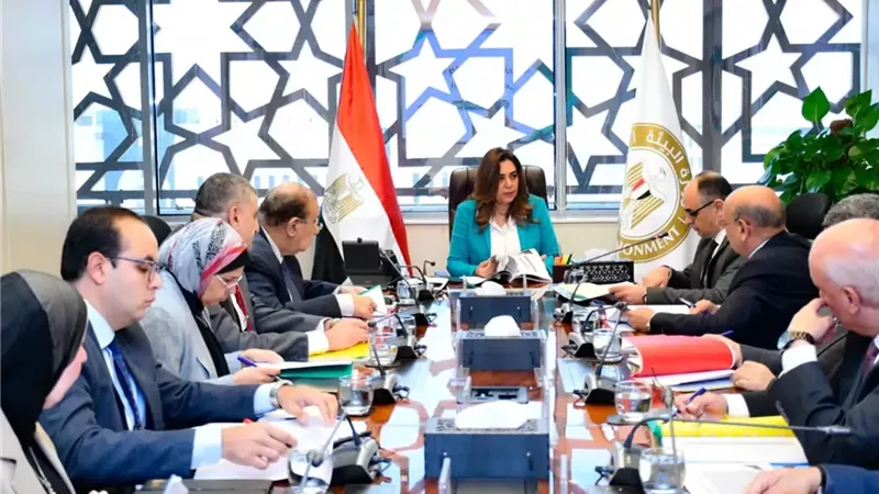 منال عوض تشدد على أهمية الموارد الذاتية لصندوق حماية البيئة