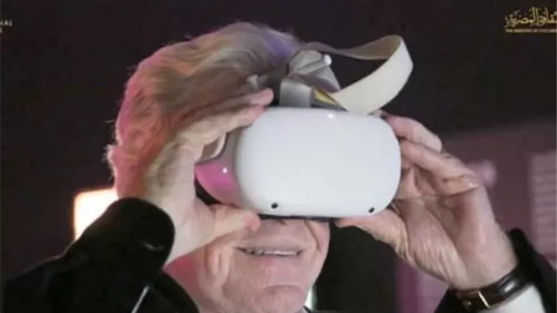 حسين فهمي يفتتح مشاريع CAIRO'S XR لأفلام الواقع الممتد