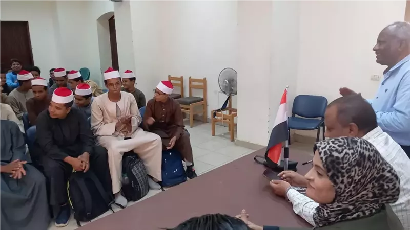 البيئة تنظم ندوة تثقيفية عن المحافظة على المياه من التلوث بالقرنة