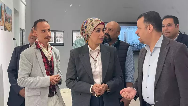 3 معارض فنية عن الإبداع المعاصر والتراثى بجامعة الأقصر
