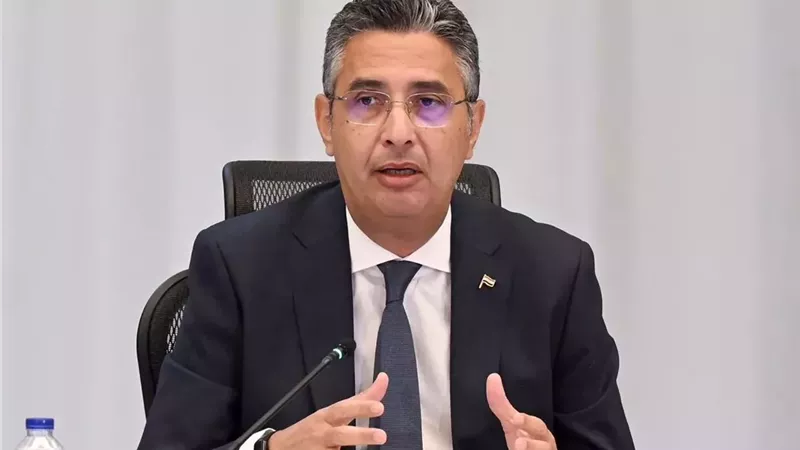 وزير التموين: توافر السكر الحر بسعر 28 جنيها في المجمعات