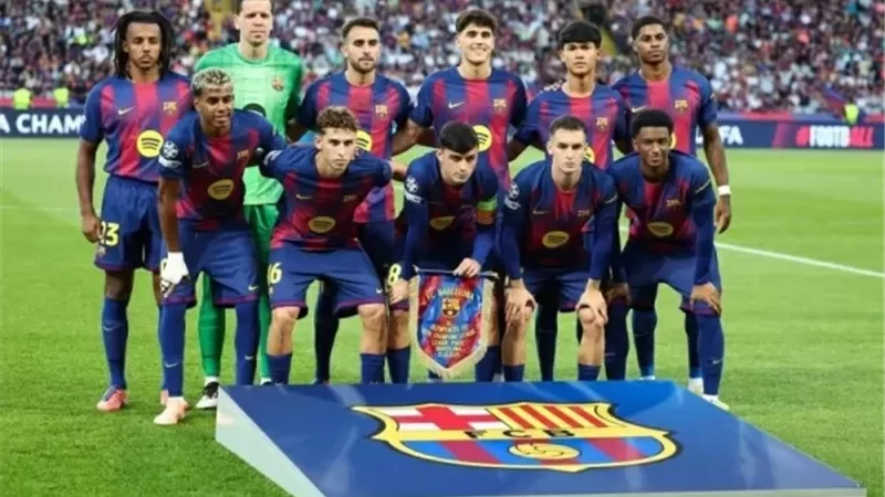 رسميا.. برشلونة يعلن قميصه الرابع.. فيديو