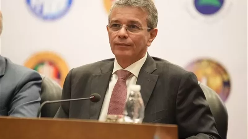 أحمد أموي في حوار مفتوح مع ممثلي ٢٥٠ شركة من المجتمع التجاري