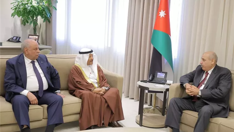 الأردن والبحرين يبحثان تطوير الشراكة الحكومية والبرلمانية