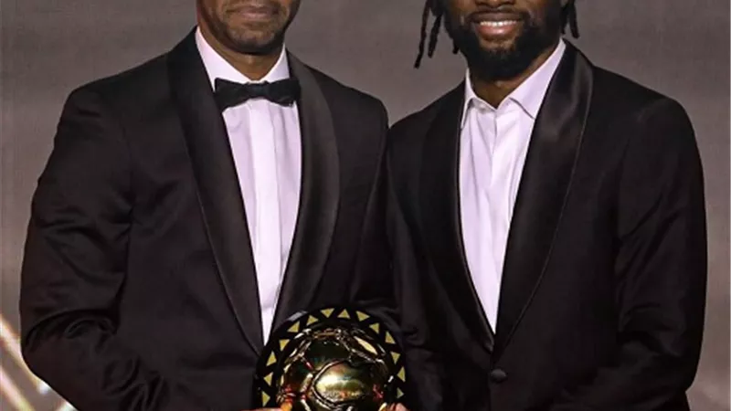 فيستون ماييلي أفضل لاعب في أفريقيا لعام 2025