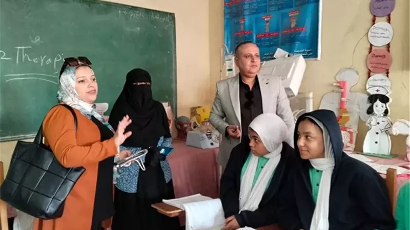 زيارة موجه عام المعاهد الصحية لمدارس التمريض بالمنيا