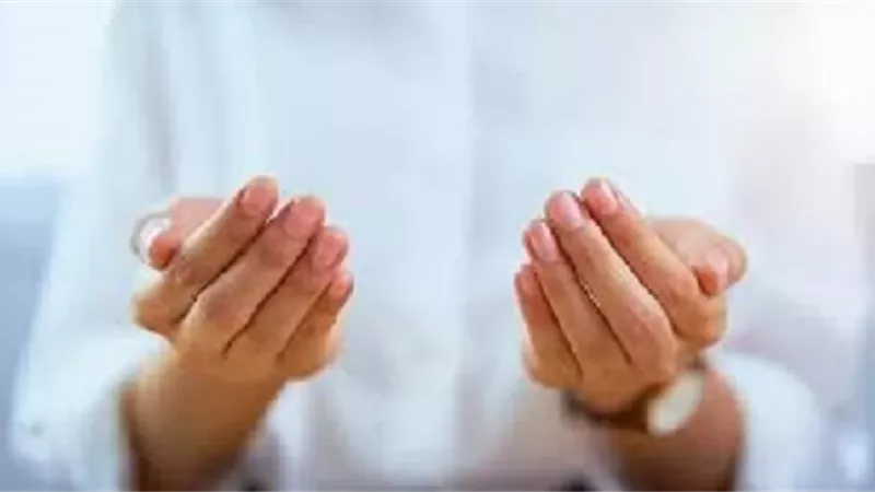 بسم الله توكلت على الله..أدعية نبوية لحفظ المسلم عند الخروج