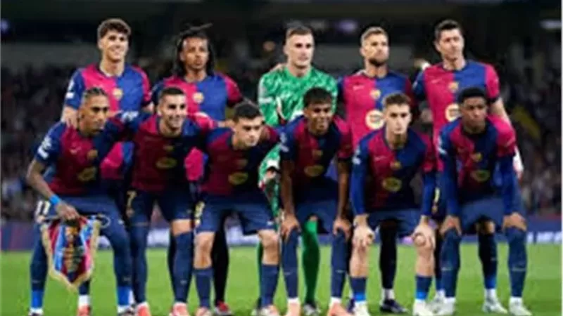برشلونة يعلن مواجهة آينتراخت على 