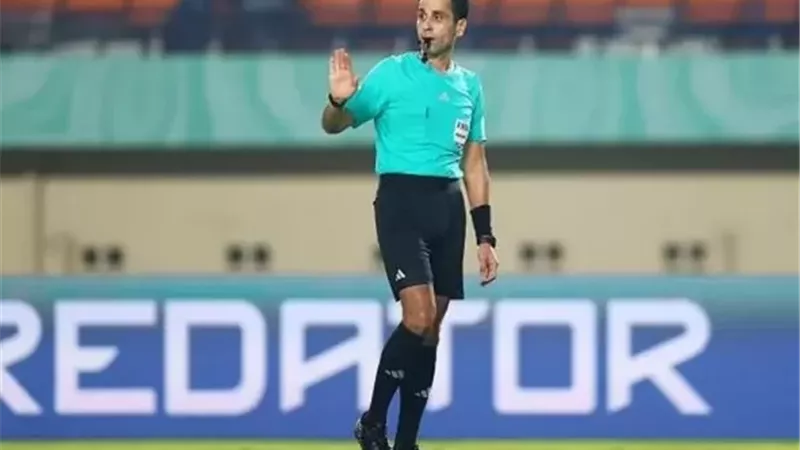 كاف يستبدل حكم مباراة الأهلي والجيش المغربي بدوري الأبطال