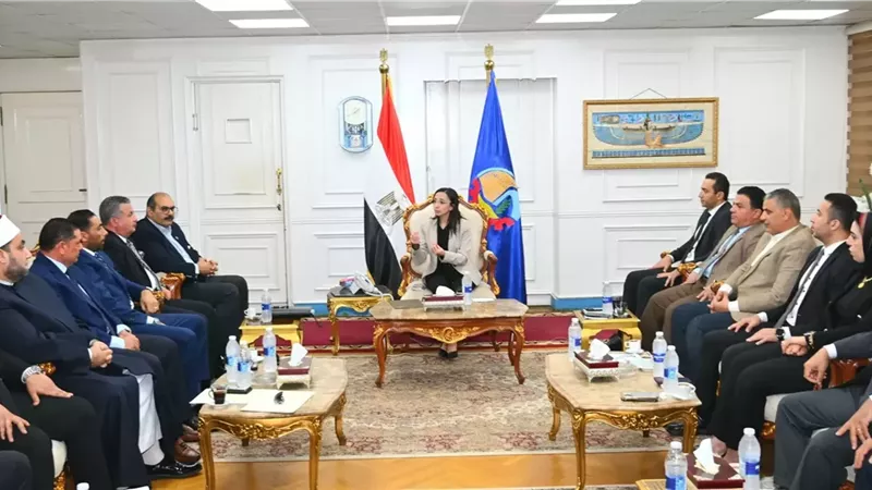 محافظ البحيرة تعقد إجتماعاً مع أعضاء الشيوخ الجدد
