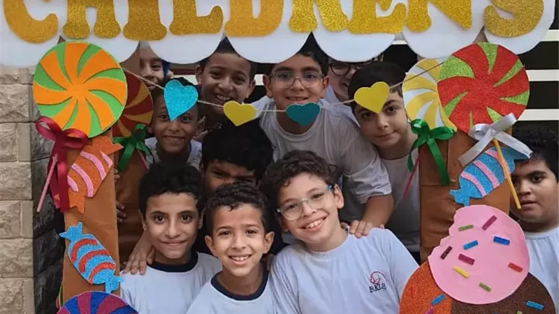 مدارس القاهرة تحتفل بأعياد الطفولة.. صور