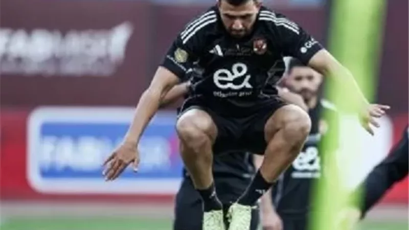 الأهلي يطمئن على الثلاثي المصاب قبل مباراة شبيبة القبائل