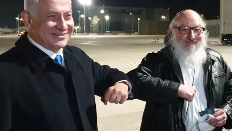 البيت الأبيض ينفى معرفته بلقاء السفير الأمريكى والجاسوس جوناثان