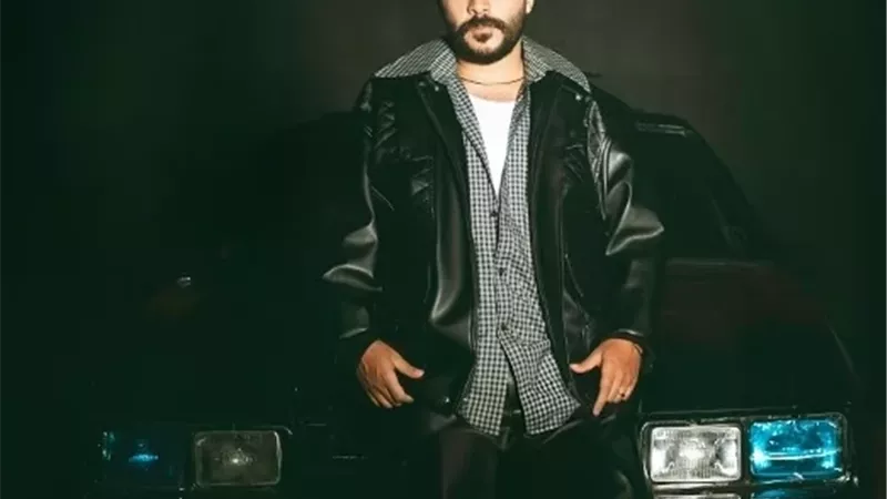 6 أغنيات متنوعة.. أحمد كامل يعود لجمهوره فى ألبوم 