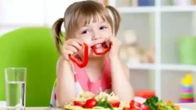 أطعمة ومشروبات تقوي مناعة طفلك مع تقلبات الطقس
