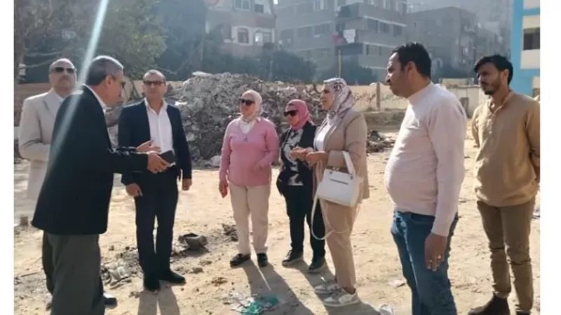 مدير تعليم القاهرة تتفقد جاهزية اللجان الانتخابية