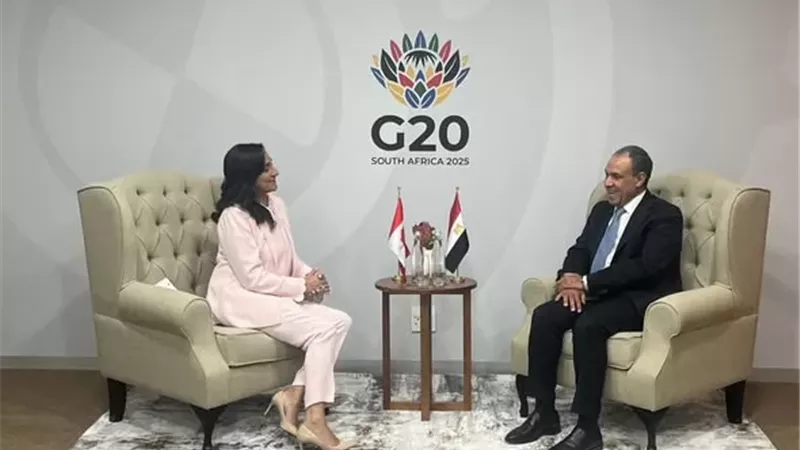 وزيرالخارجية يؤكد تطلع مصر إلى تعزيز العلاقات الاقتصادية والتجارية مع كندا