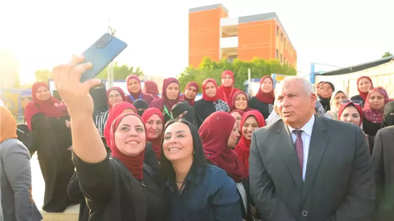 وزيرة التضامن تلتقي الرائدات الاجتماعيات بمحافظة الوادي الجديد
