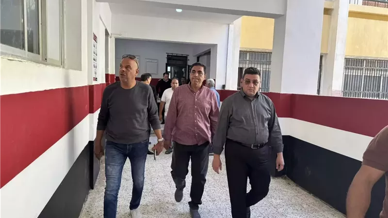 رئيس جهاز القاهرة الجديدة يتفقد لجان انتخابات مجلس النواب