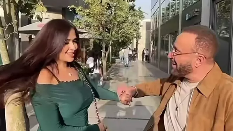 احمد السقا يشوق متابعيه برفقة ياسمين عبدالعزيز في 