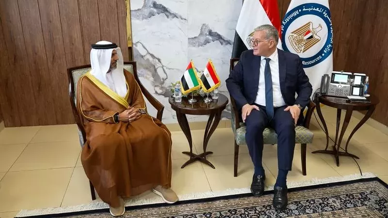 وزير البترول يبحث مع سفير الإمارات تعزيز التعاون المشترك