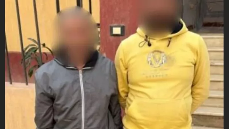 ضبط شخصين بحوزتهما كروت دعاية انتخابية خاصة بأحد المرشحين بالقليوبية
