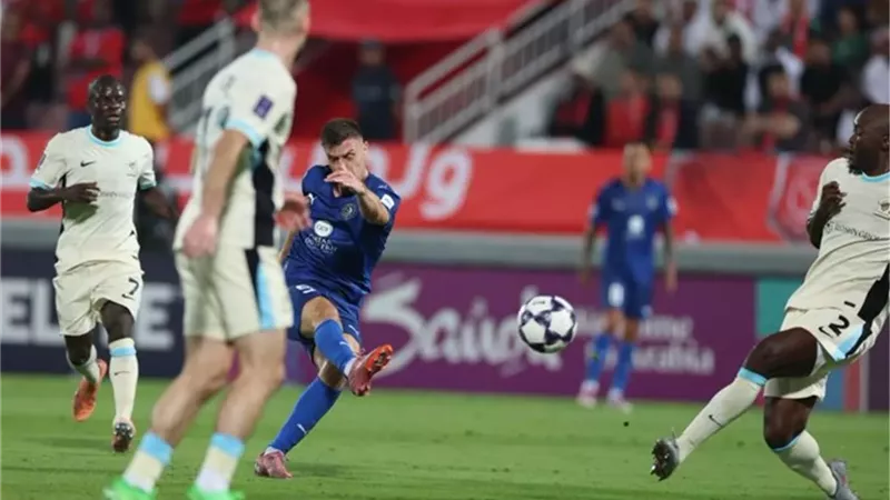 الاتحاد السعودى يسقط برباعية أمام الدحيل فى دورى أبطال آسيا