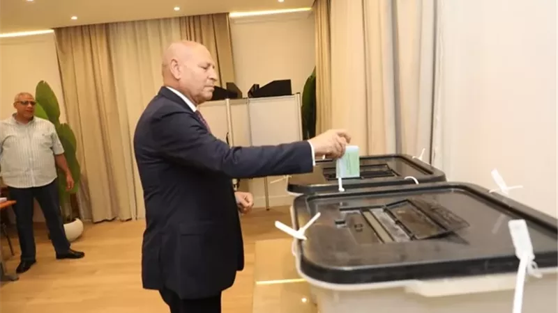 محافظ القاهرة : المشاركة في الانتخابات واجب وطني