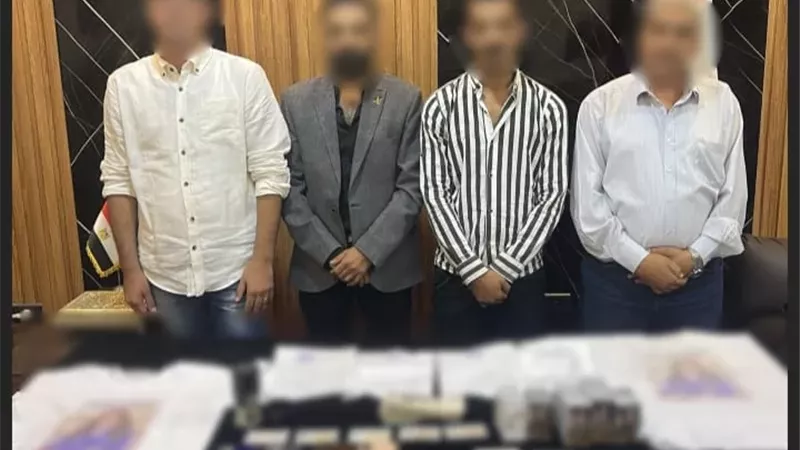 سقوط 4 حاولوا شراء أصوات الناخبين لصالح إحدى المرشحات بروض الفرج