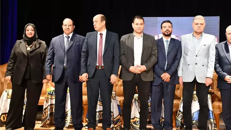 مبادره وطن بلاسموم بين شباب القناطر الخيريه