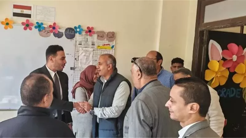 رئيس جهاز مدينة بدر يتفقد اللجان الإنتخابية لمجلس النواب 2025.. صور