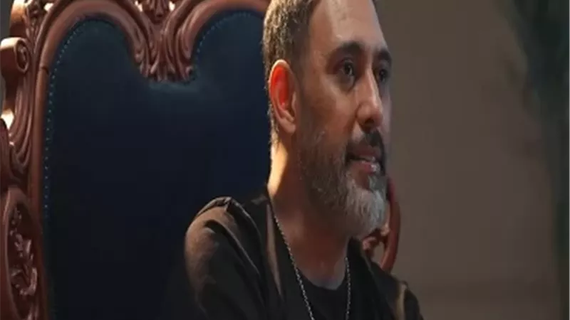 عمرو مصطفى يوضح آلية استخدام الـ AI في صناعة الأغاني مع زياد ظاظا