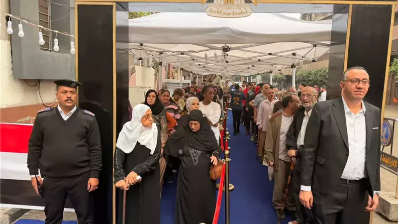 توافد ملحوظ للناخبين بلجان المعادي ودار السلام والبساتين