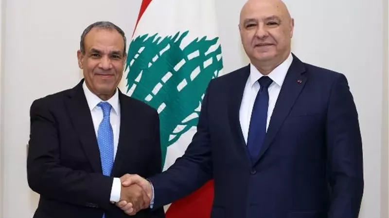 وزير الخارجية يلتقي الرئيس جوزاف عون في بيروت